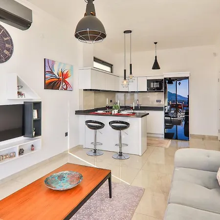 1 Bedroom Seaview With Private Heated Pool Villa *