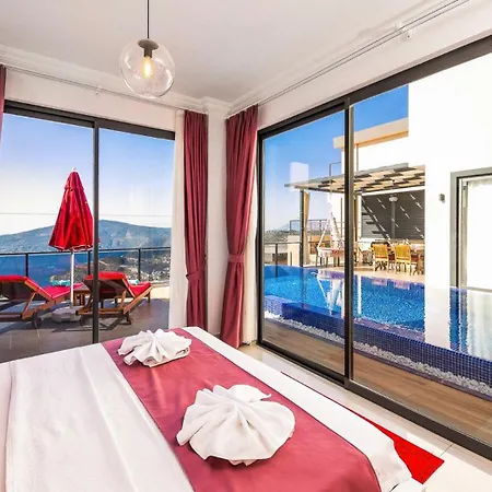 1 Bedroom Seaview With Private Heated Pool