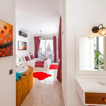 Villa 1 Bedroom Seaview With Private Heated Pool